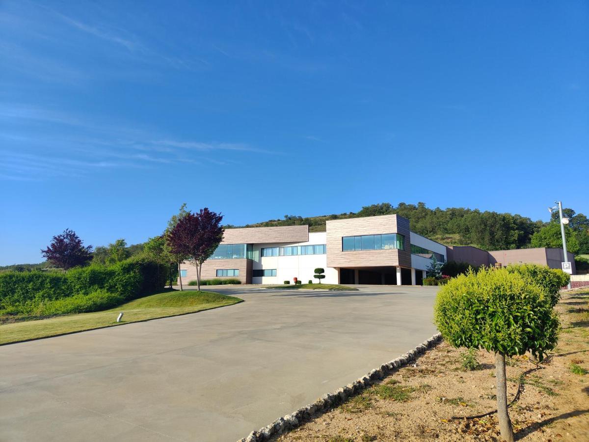 Hotel Bodegas Traslascuestas - Grupo Pierola Valcavado de Roa Exteriér fotografie