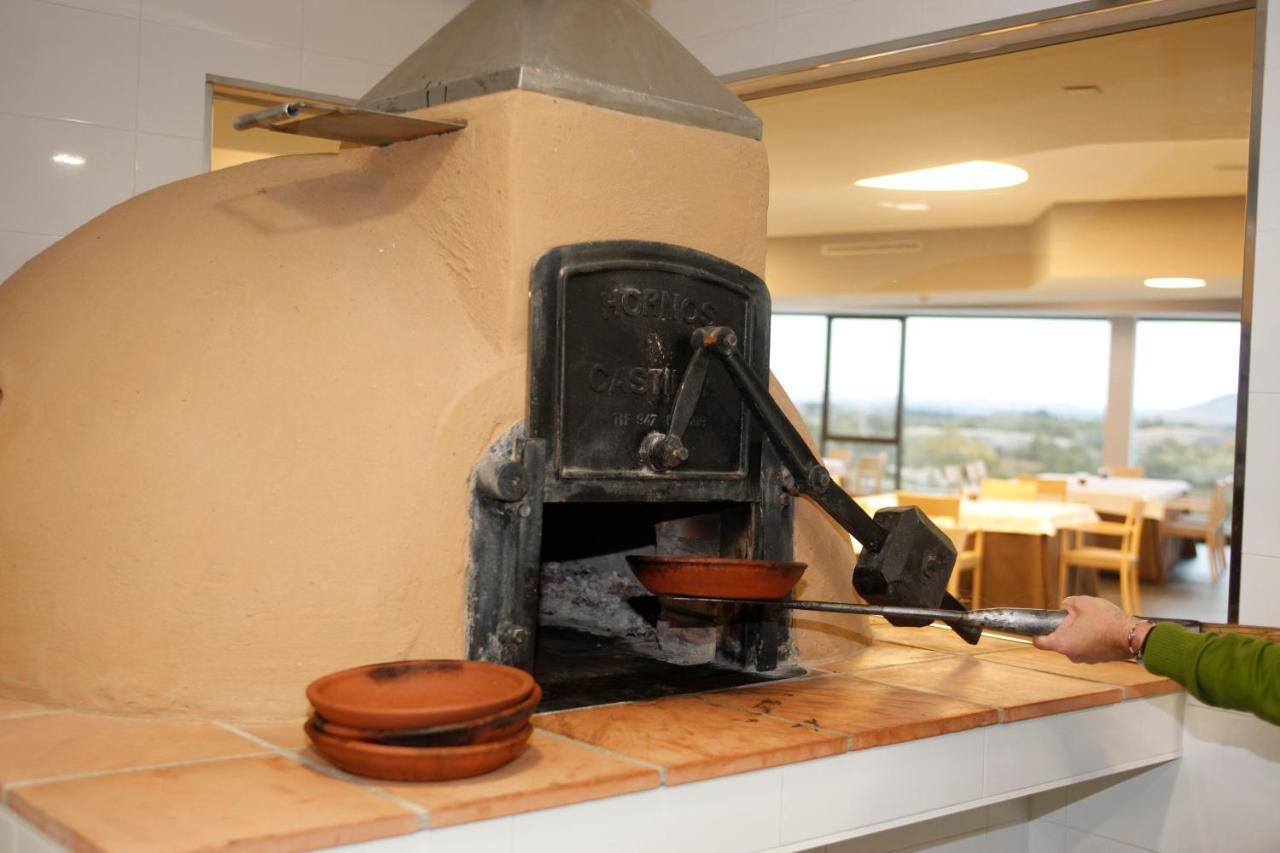 Hotel Bodegas Traslascuestas - Grupo Pierola Valcavado de Roa Exteriér fotografie