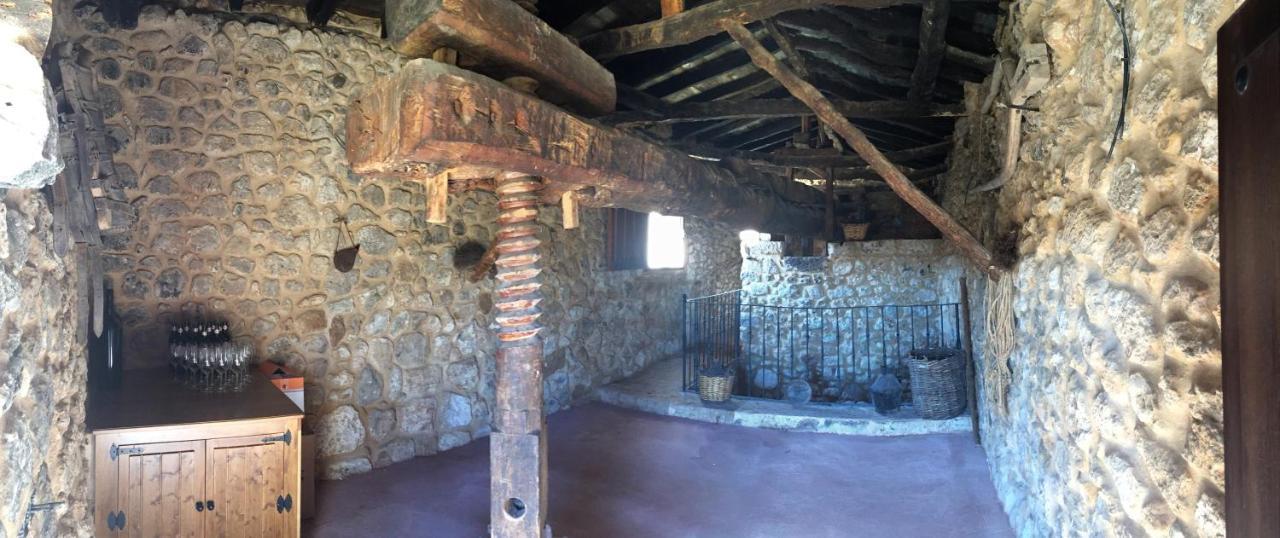 Hotel Bodegas Traslascuestas - Grupo Pierola Valcavado de Roa Exteriér fotografie